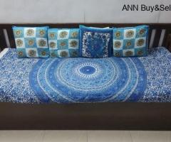 Diwan with storage