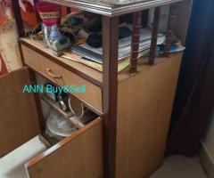 Corner wooden table
