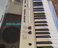 Yamaha PSR i-455 Musical Keyboard (touch sensitive keys and pitch bender with Indian tones)